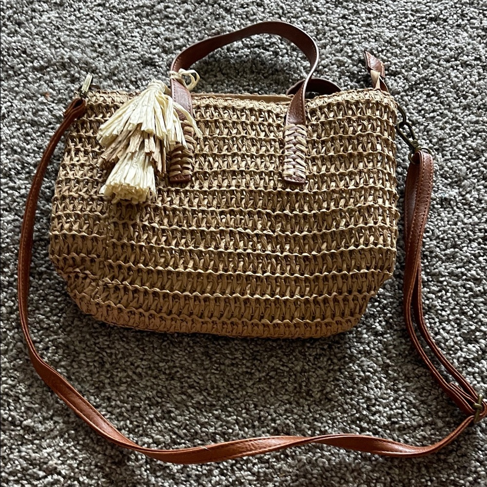 Stylish Tan Woven Handbag